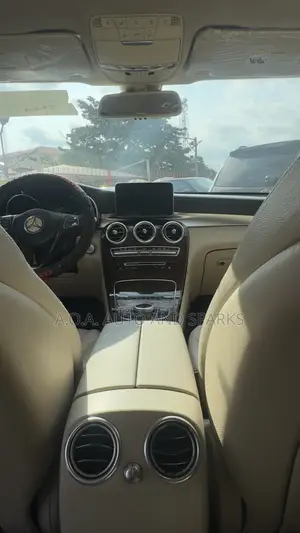 Mercedes-Benz GLC-Class 2017 Blue