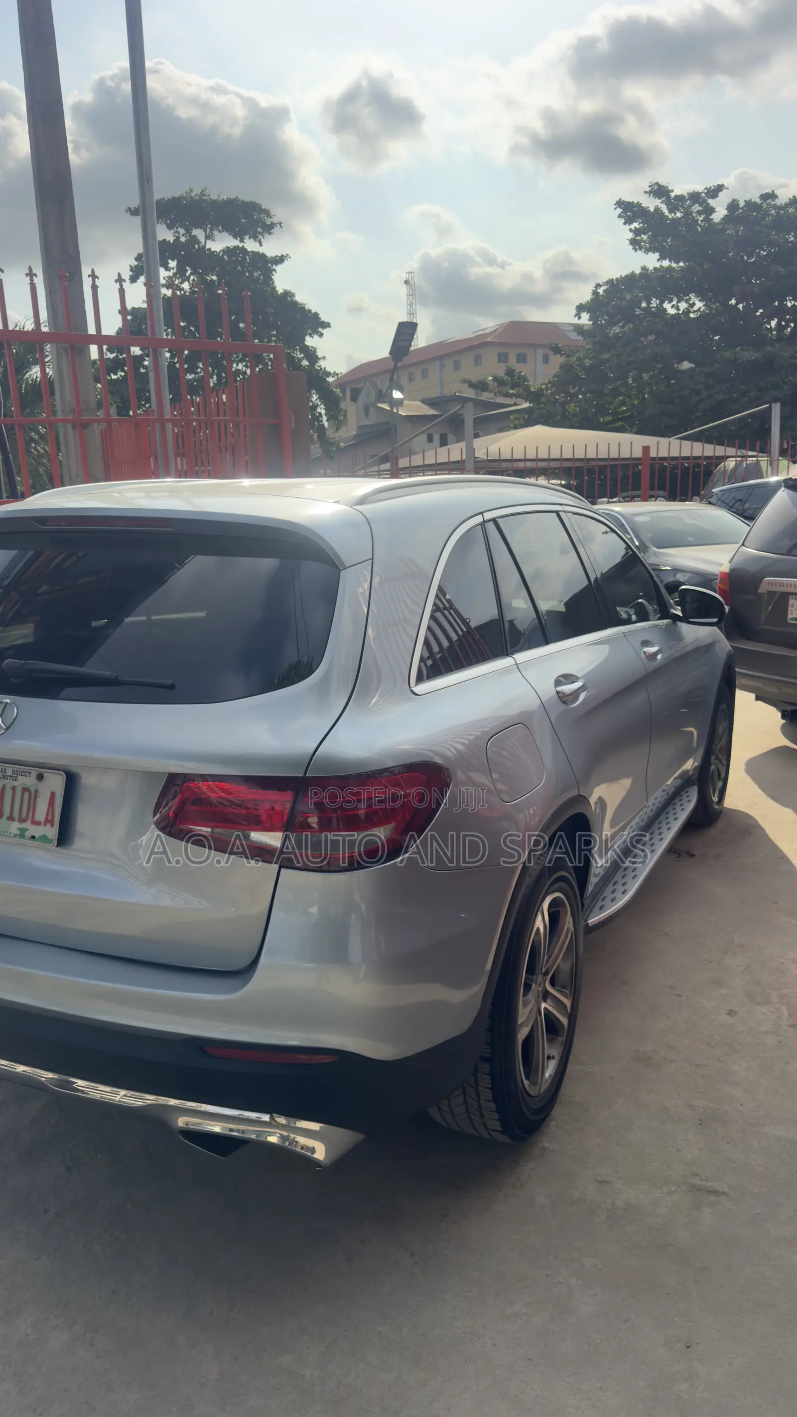 Mercedes-Benz GLC-Class 2017 Blue