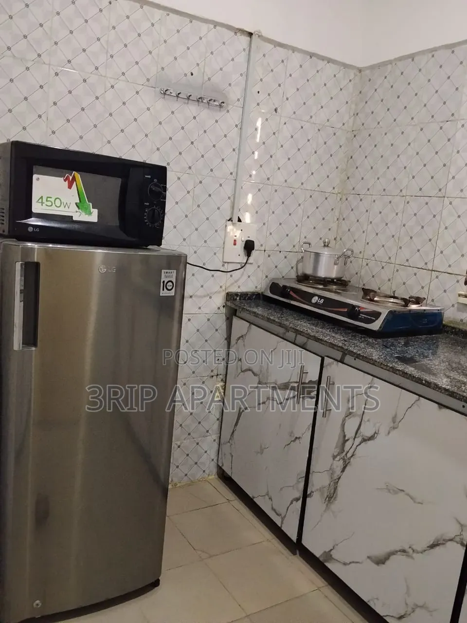 1 Bedroom Apartment