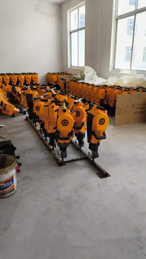 YN27 Internal Combustion Rock Drill
