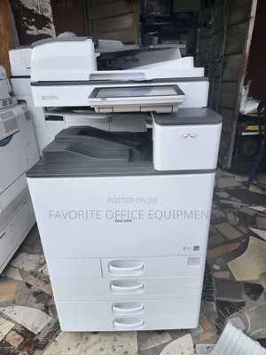 RICOH MPC 3504 Machine