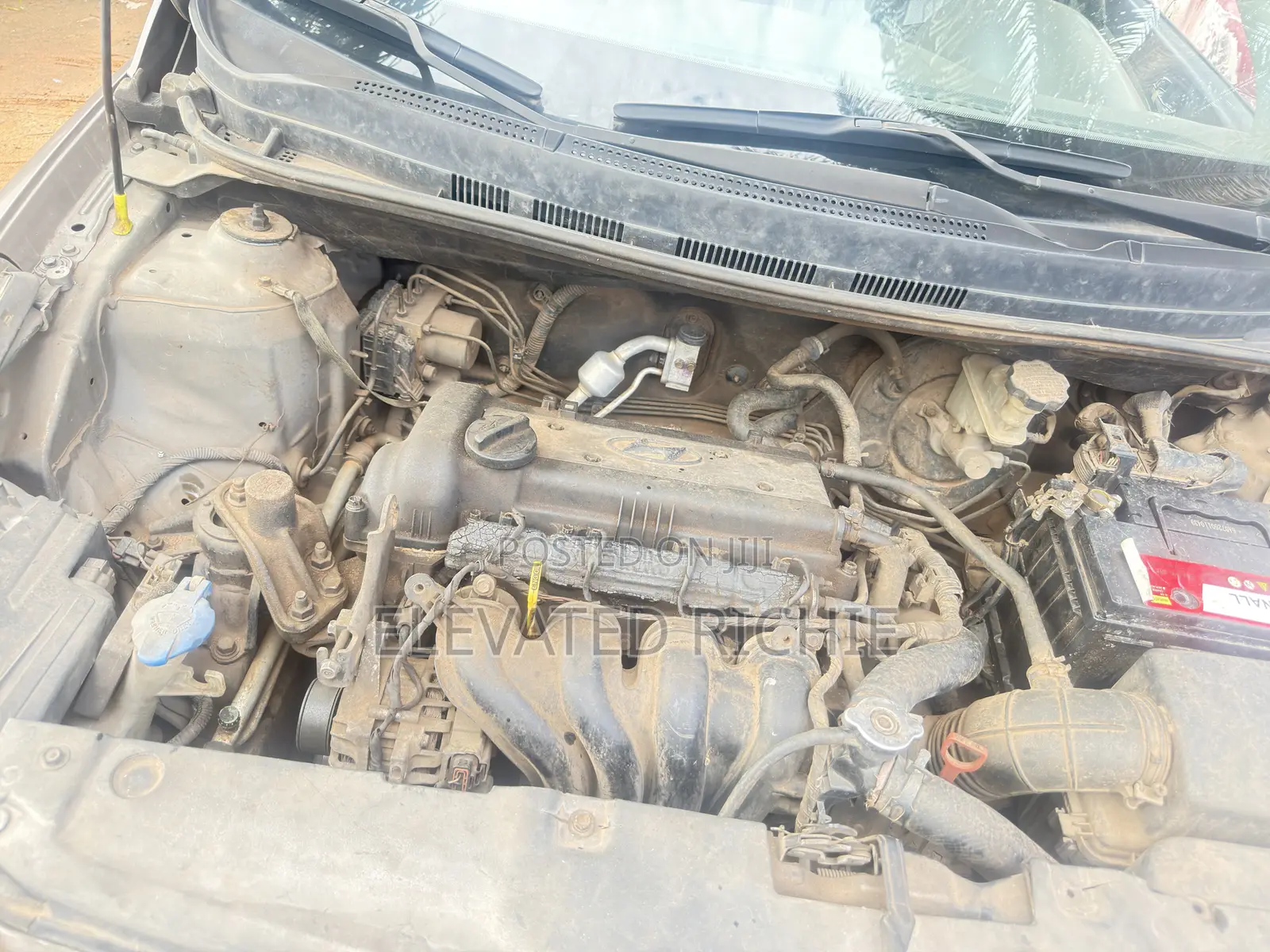 Hyundai Accent 2012 Brown