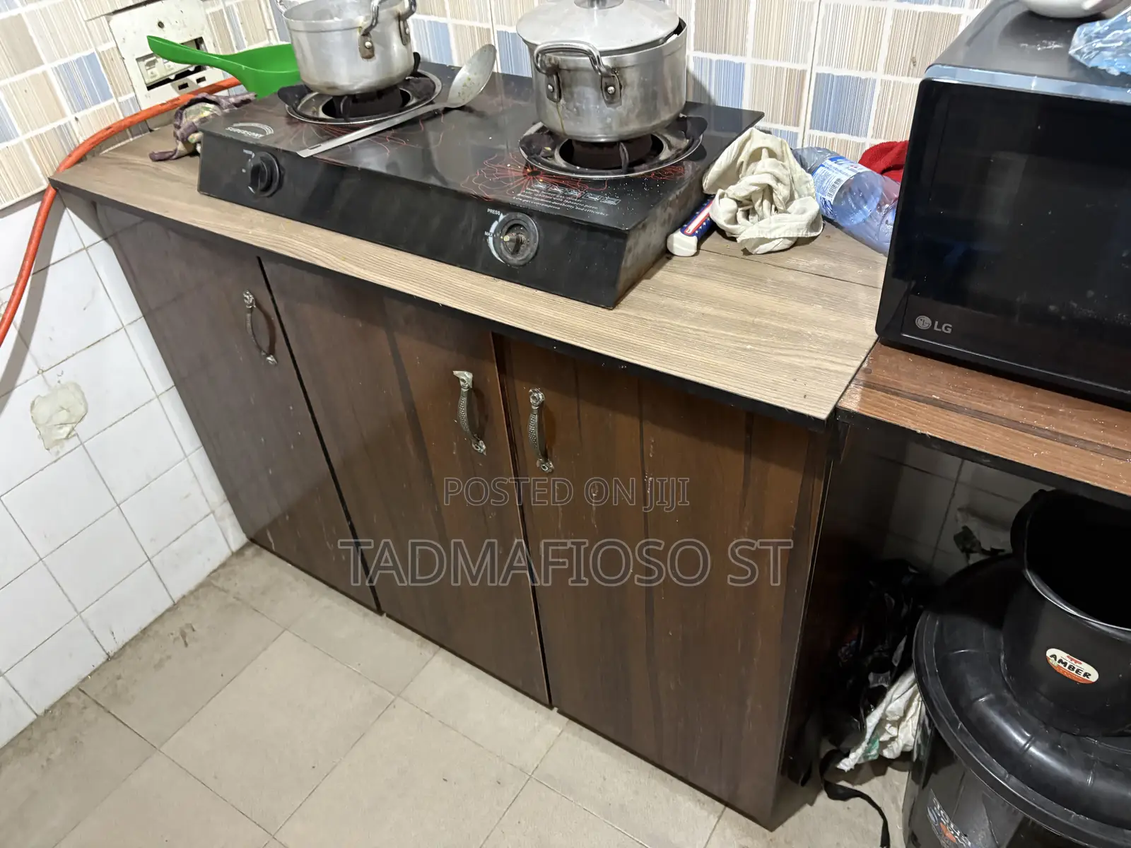 Kitchen Cabinet
