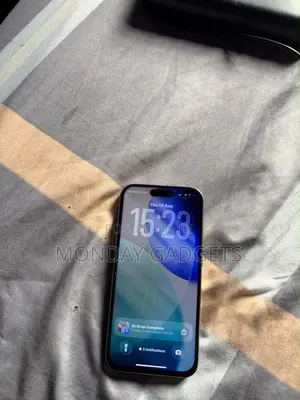 Apple iPhone 15 Pro 128 GB White
