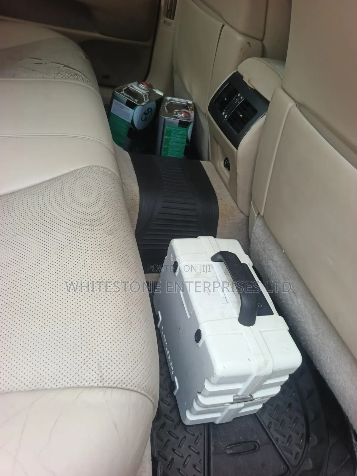 Lexus LS 2010 Gray