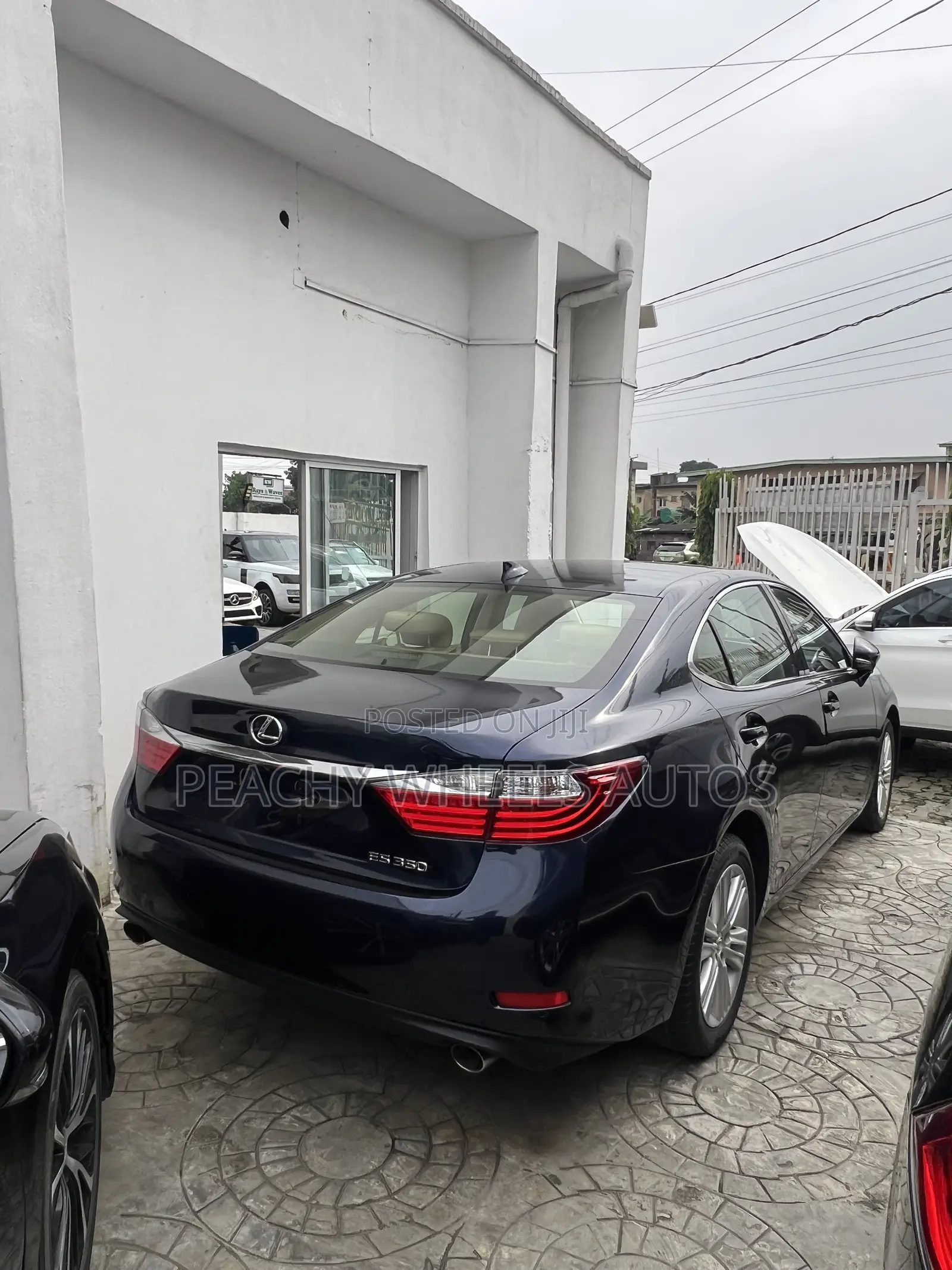 Lexus ES 2015 Blue