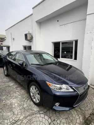 Lexus ES 2015 Blue