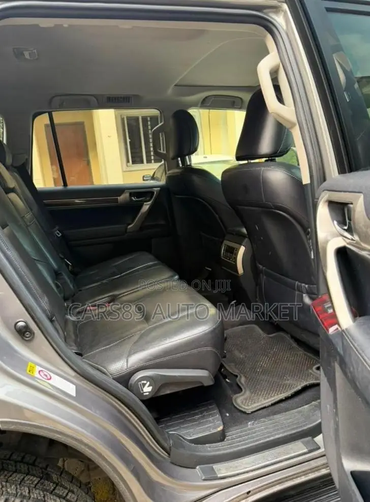Lexus GX 460 2011 Gray