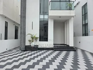5bdrm Duplex in Canal West Estate, Lagos Island / Lagos Island for sale