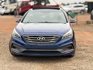 Hyundai Sonata Sport 4dr Sedan (2.4L 4cyl 6A) 2015 Blue