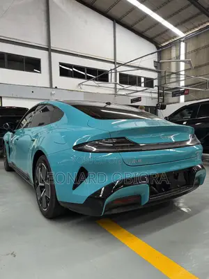 Xiaomi SU7 Max EV AWD 2025 Blue