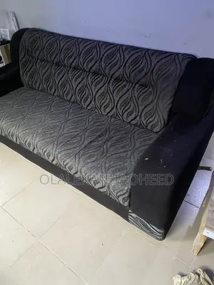 3 Sitter Chair