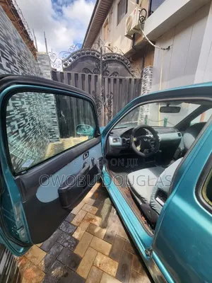 Nissan Micra 2001 Blue