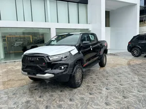 New Toyota Hilux GR-S 2026 Black