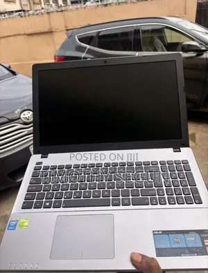 Laptop Asus 8GB Intel Core i5 HDD 1T