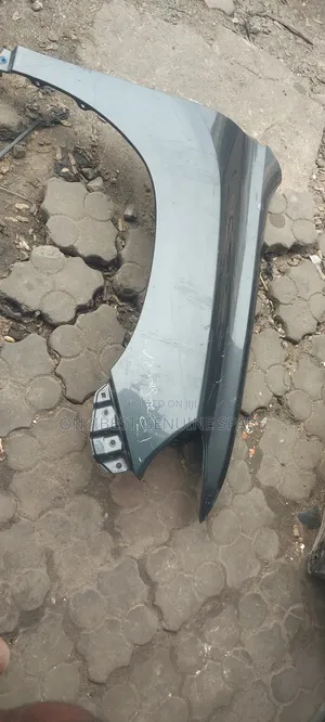 Set of Fender Highlander 2009 Tokunbo
