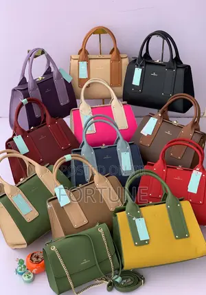 CHRISBELLA Handbag