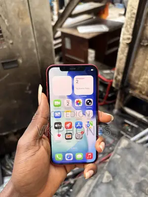 Apple iPhone 12 128 GB Red
