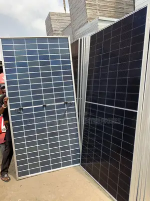 600w 144cells Half Cut Jinko Bifacial Solar Panels