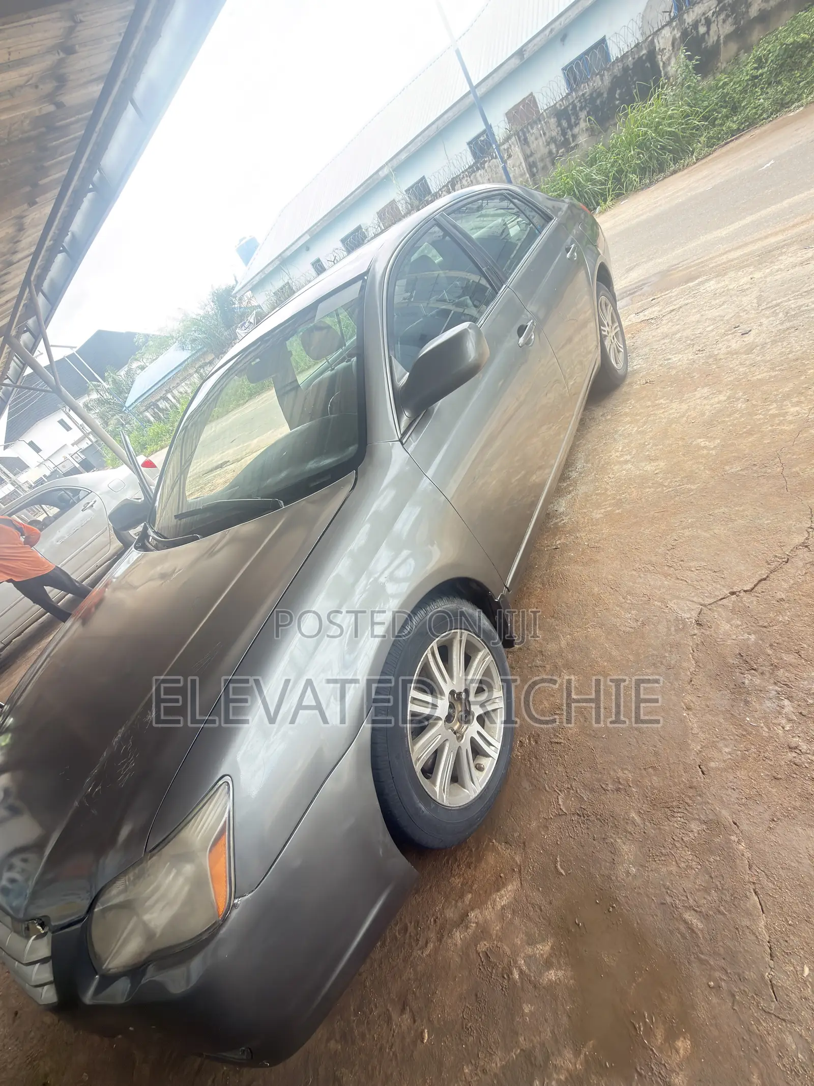 Toyota Avalon 2012 Gray