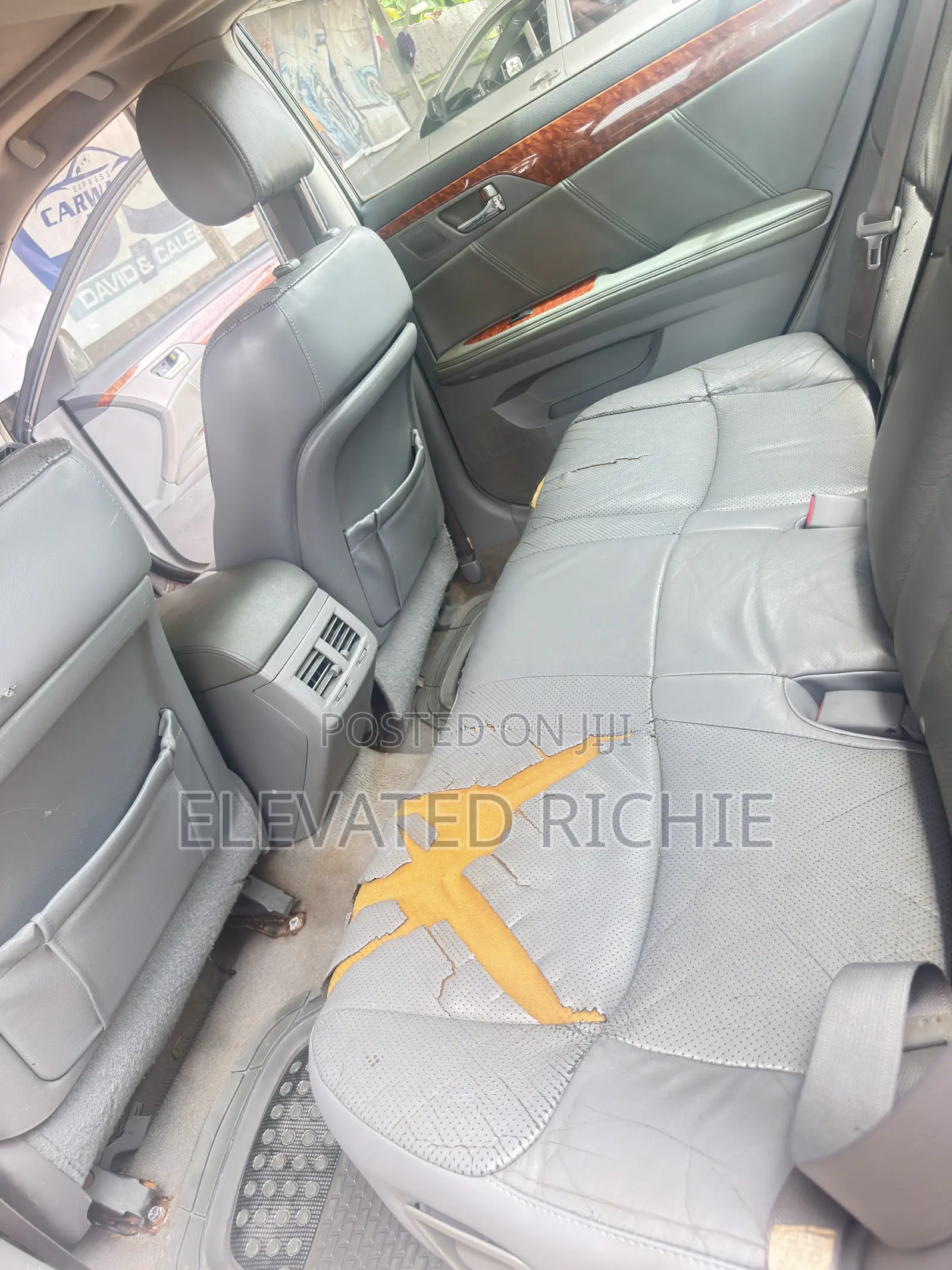 Toyota Avalon 2012 Gray