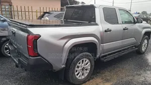 Toyota Tacoma 2024 Gray