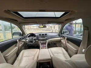 Toyota Highlander Limited 2011 Green