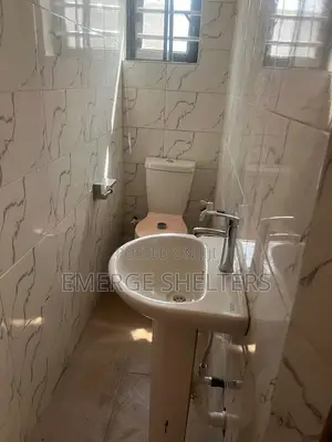 Executive 2 Bedrooms Flat to Let