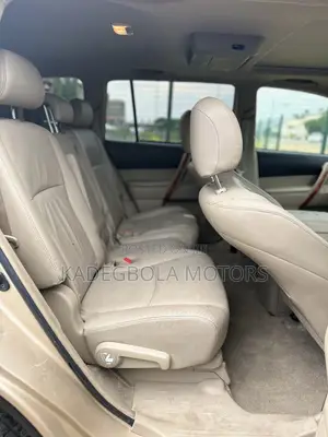 Toyota Highlander Limited 2009 Gold