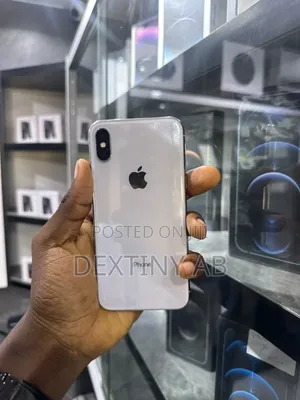 Apple iPhone X 64 GB White