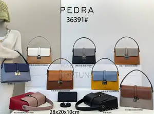 Pedra Handbag