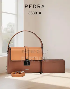 Pedra Handbag