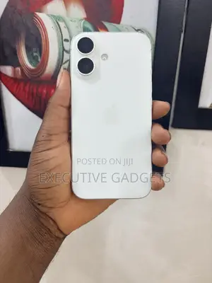 Apple iPhone 16 128 GB White