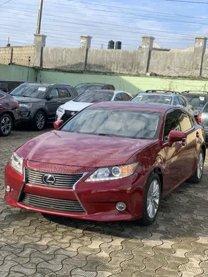 Lexus ES 2013 Red