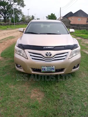Toyota Camry 2008 Gold