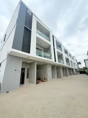 4bdrm Duplex in Ogudu for sale