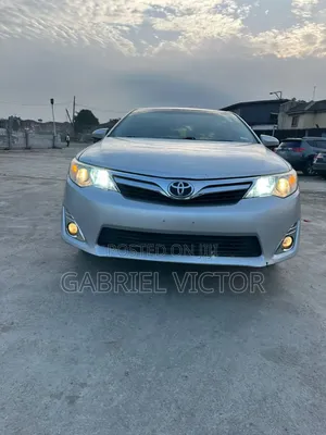 Toyota Camry 2014 Silver