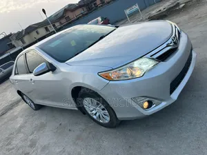 Toyota Camry 2014 Silver