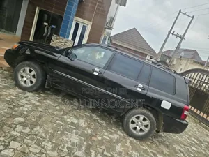 Toyota Highlander Limited V6 2005 Black