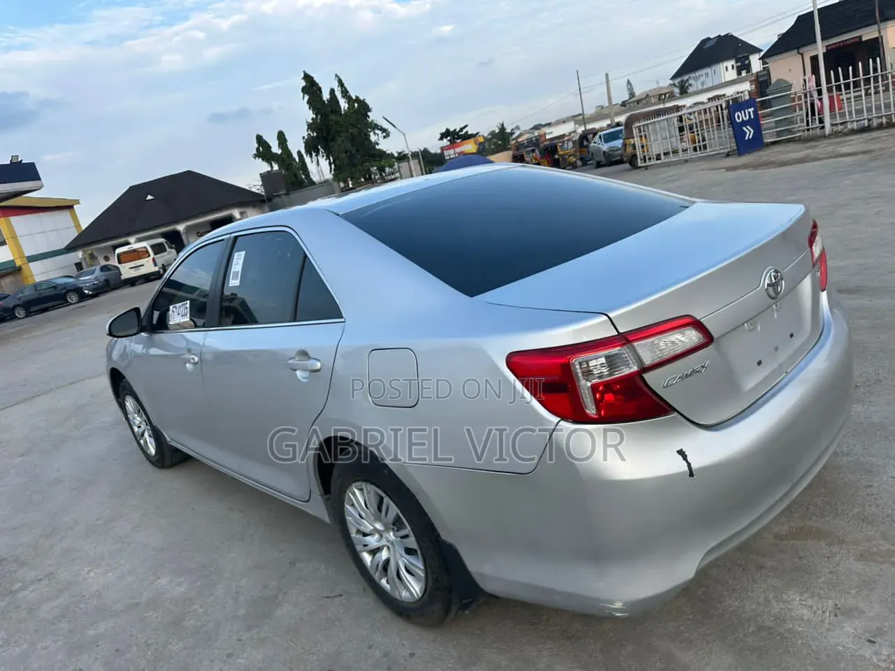 Toyota Camry 2014 Silver