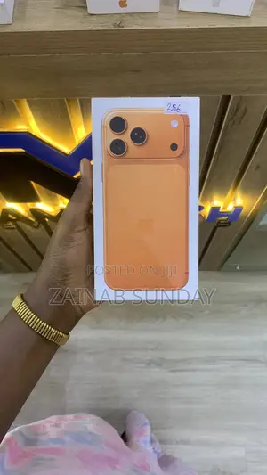 New Apple iPhone 17 Pro Max 256 GB Orange