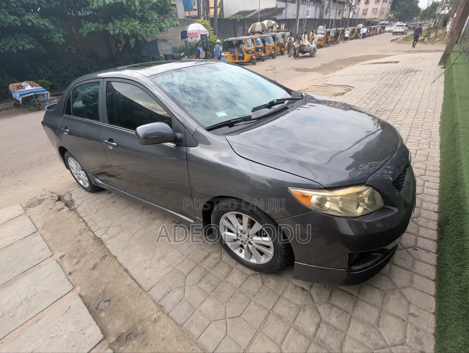 Toyota Corolla 2010 Gray