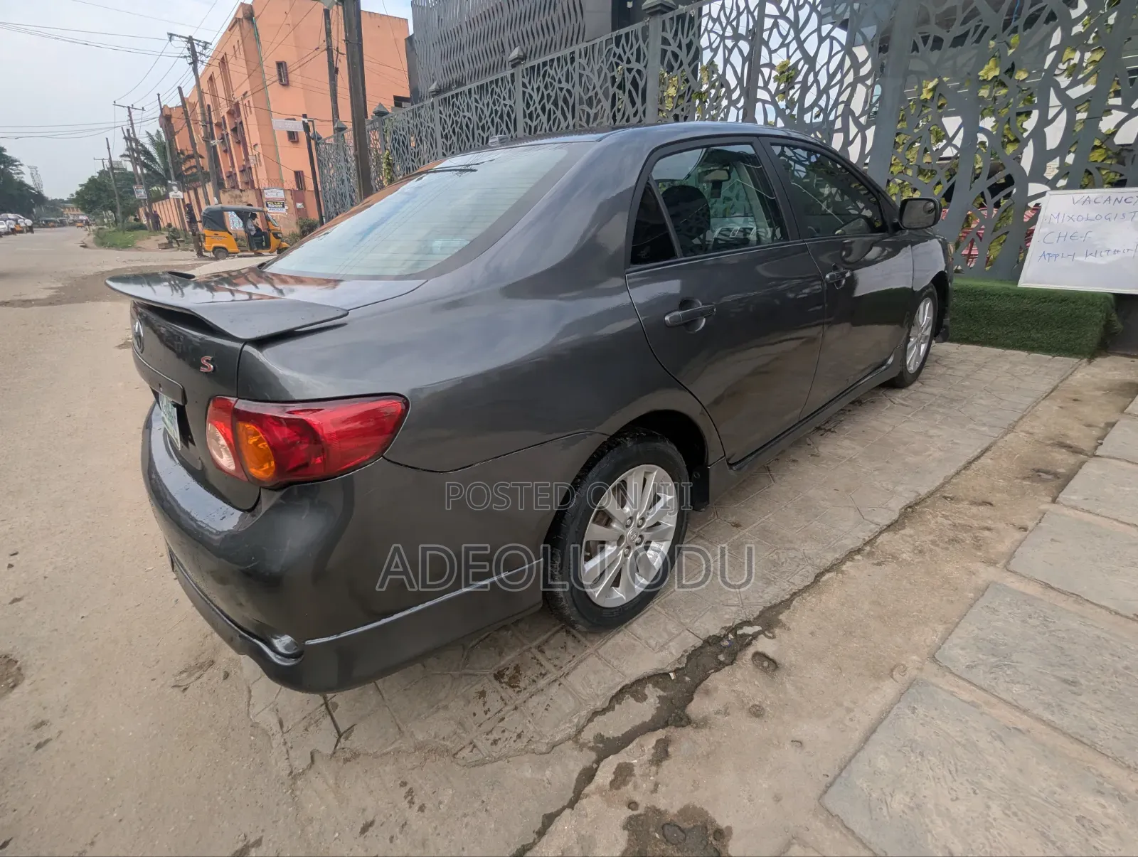 Toyota Corolla 2010 Gray