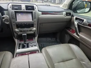 Lexus GX 460 Luxury 2019 Silver