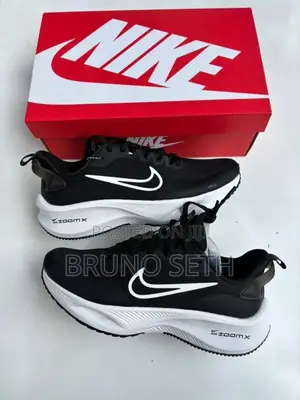 Black and White Zoomx Sneakers