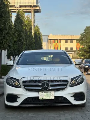 Mercedes-Benz E300 2016 White