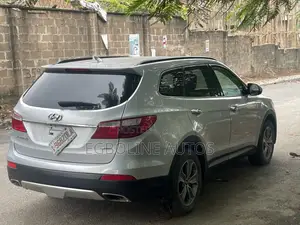 Hyundai Santa Fe GLS 4dr SUV AWD (3.3L 6cyl 6A) 2015 Silver
