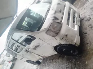 Daihatsu Hijet 2007 White