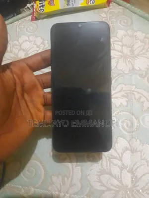 Infinix Hot 8 32 GB Purple