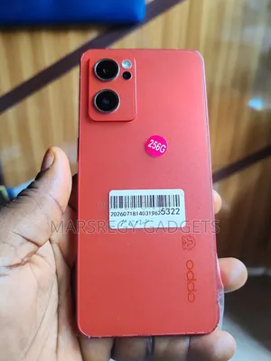 Oppo Reno7 5G 256 GB Orange